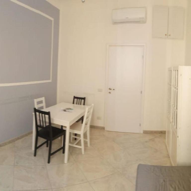Apt Central Magenta - Appartamento con 2 Camere da Letto - 22