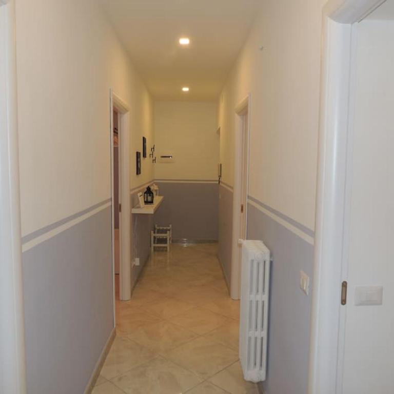 Apt Central Magenta - Appartamento con 2 Camere da Letto - 28