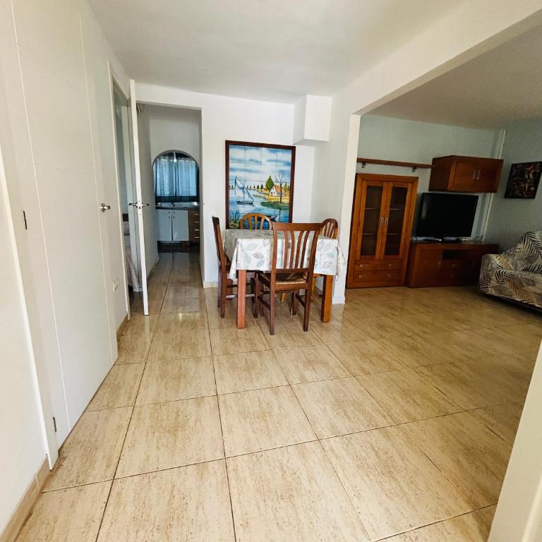 Casita Luminosa en Playa de Gandía - Apartamento de 3 dormitorios - 2