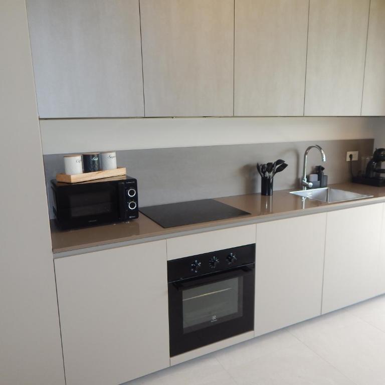 Lago Dorato Roxy Apartament - Appartamento con 3 Camere da Letto e Vista Lago - 23