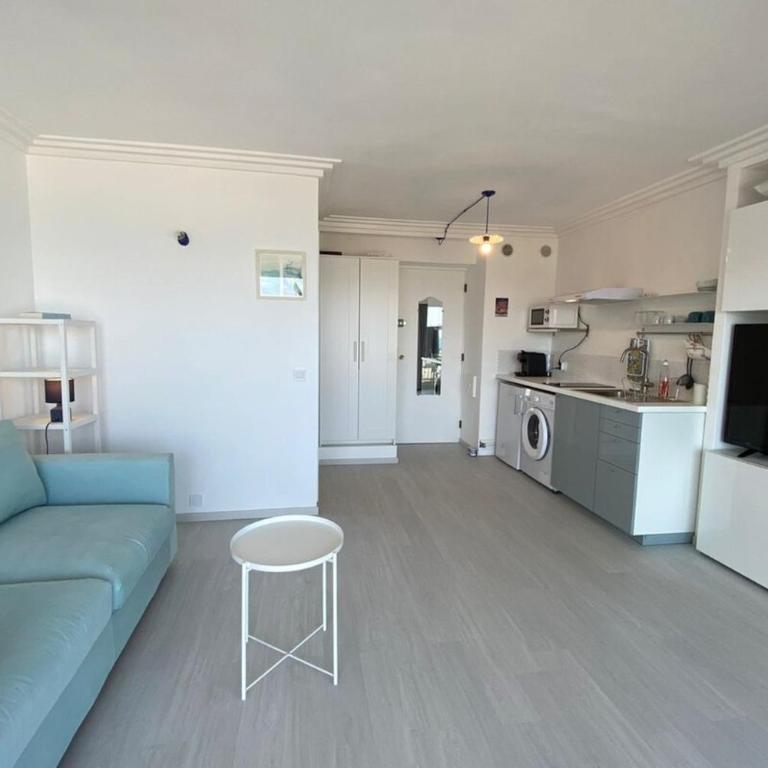 06AT1 - Studio cosy bord de mer situation idéale - Appartement 1 Chambre - 12
