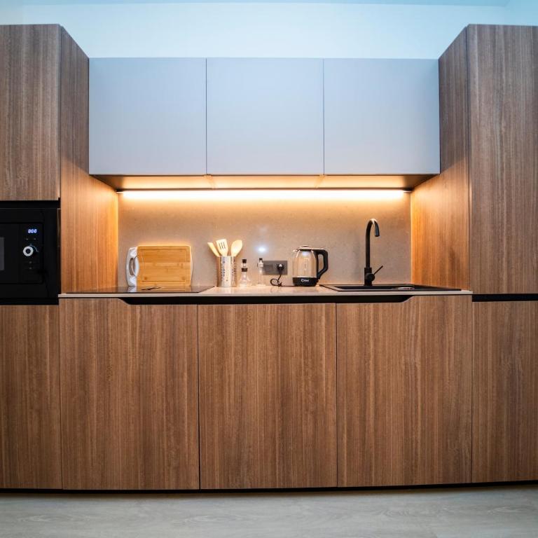 Edificio Reyes Católicos Alicante Centro by Renthas - One-Bedroom Apartment - 14