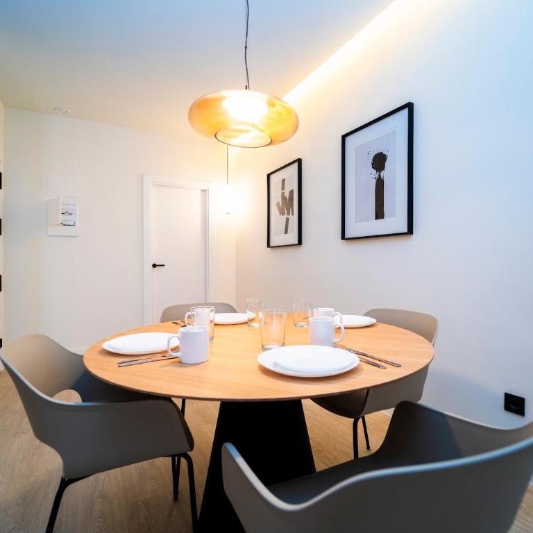 Edificio Reyes Católicos Alicante Centro by Renthas - One-Bedroom Apartment - 32