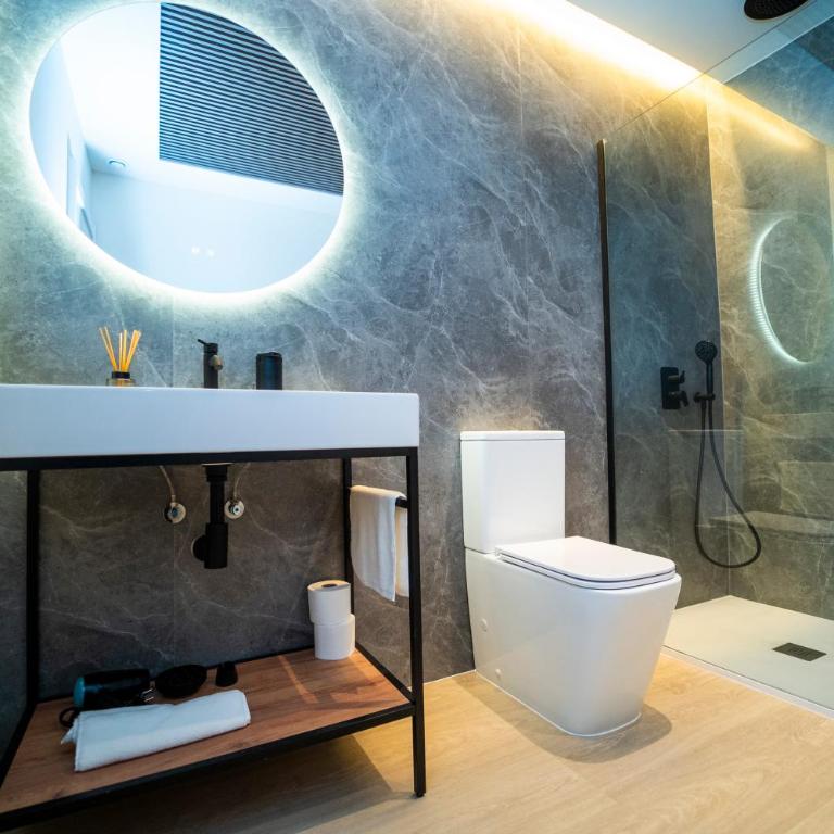 Edificio Reyes Católicos Alicante Centro by Renthas - One-Bedroom Apartment - 46