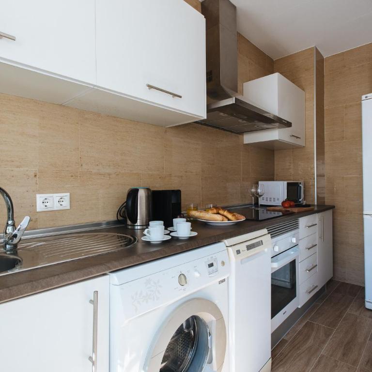 Hostly Orfila 3A-3B exclusive Penthouse-Center-Fibre-Parking Optional - Apartamento - 5