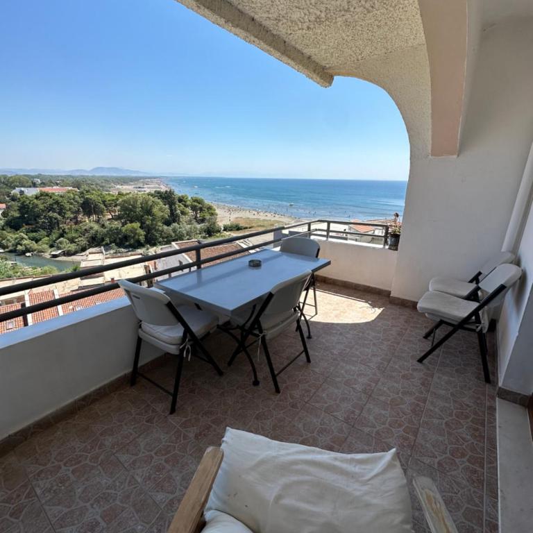Apartments Plaza - One-Bedroom Apartment - 5
