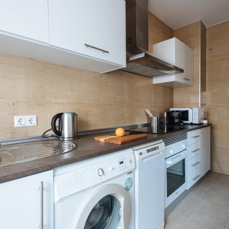 Hostly Orfila 3A-3B exclusive Penthouse-Center-Fibre-Parking Optional - Apartamento - 25