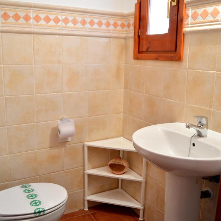 Casa con piscina en el Casco Historico - Three-Bedroom House - 23