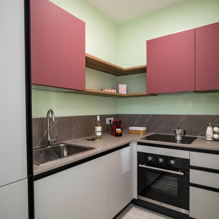 Suite Luisa - Two-Bedroom House - 11