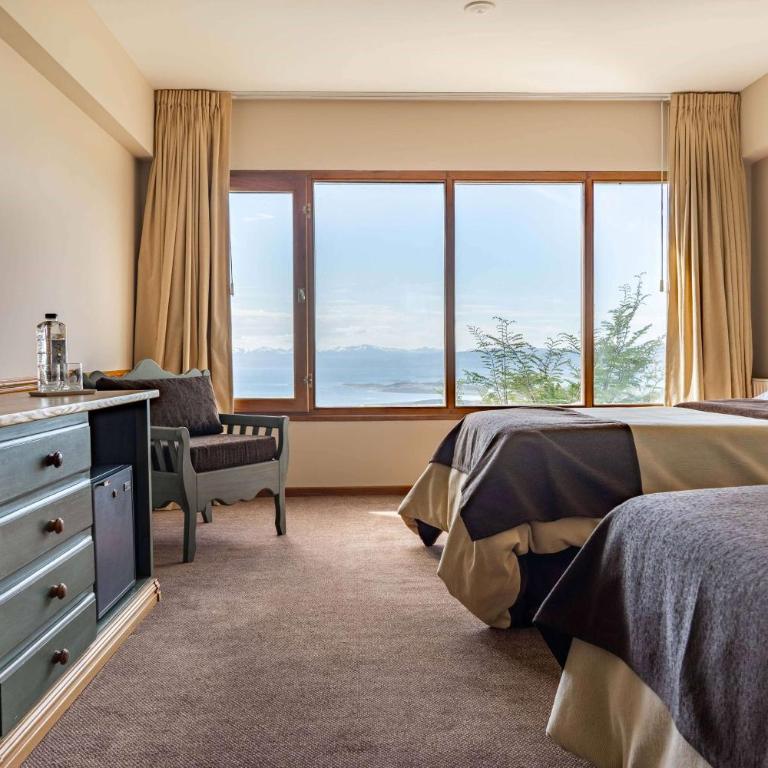 Wyndham Garden Ushuaia Hotel del Glaciar - Habitación Doble Superior con vistas a la bahía - 2 camas - 2