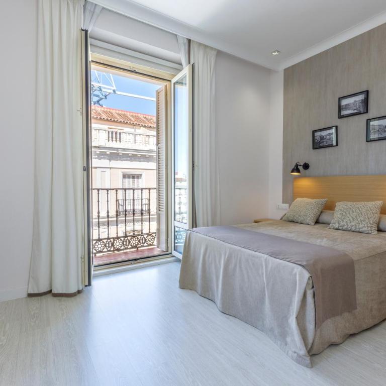 Hotel Europa - Superior Double or Twin Room with View - 7