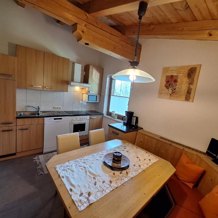 Appartement Anita - Two-Bedroom Apartment with Balcony - 6