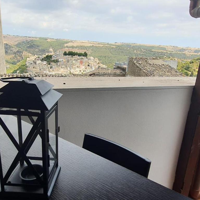 Iblahouse - Double Room with Balcony room 1 - 6