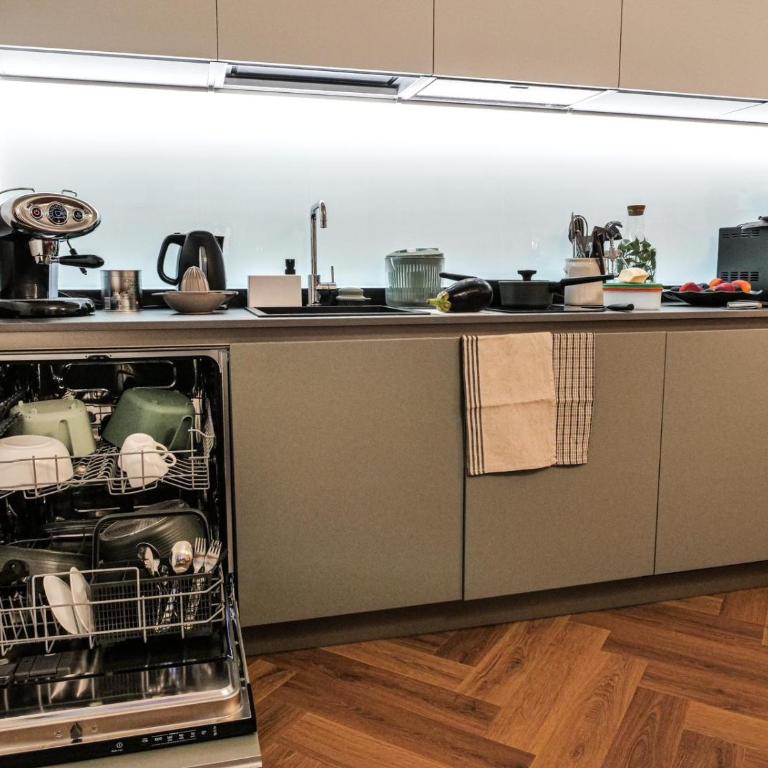 Vista mozzafiato su Piazza Unità Design vista unica comfort top e wifi veloce - Appartamento con 1 Camera da Letto - 30