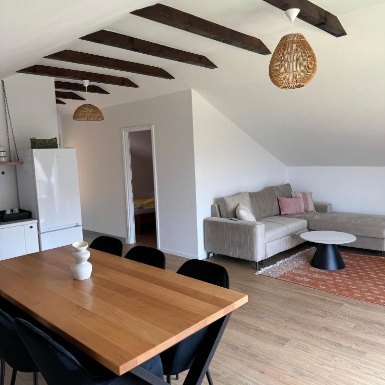 House on the hill - Apartment with City View - 31