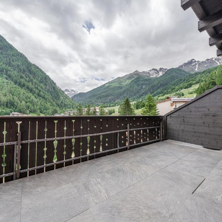 Hotel Vioz - Camera Familiare con Terrazza - 3