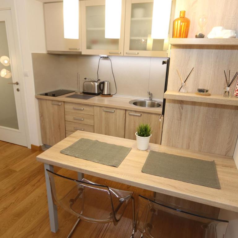 Savada Delta City - stan na dan Novi Beograd - Studio Apartman - 4