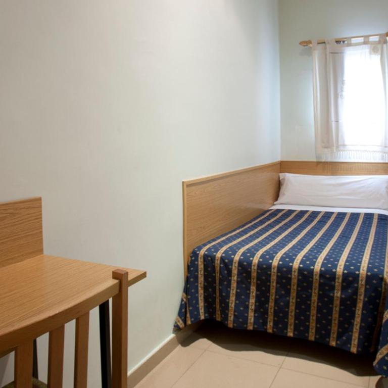 Hostal Zabala - Chambre Simple avec Salle de Bains Privative - 5