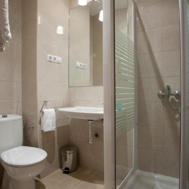 Hostal Zabala - Chambre Double ou Lits Jumeaux avec Salle de Bains Privative - 8
