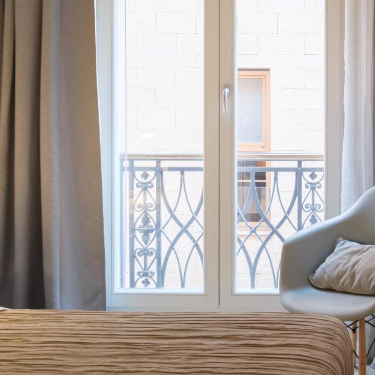 Bologna House Due Torri Apartment - Appartamento Deluxe - 4