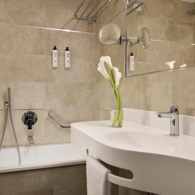 FH55 Grand Hotel Mediterraneo - Camera Familiare Superior - 1