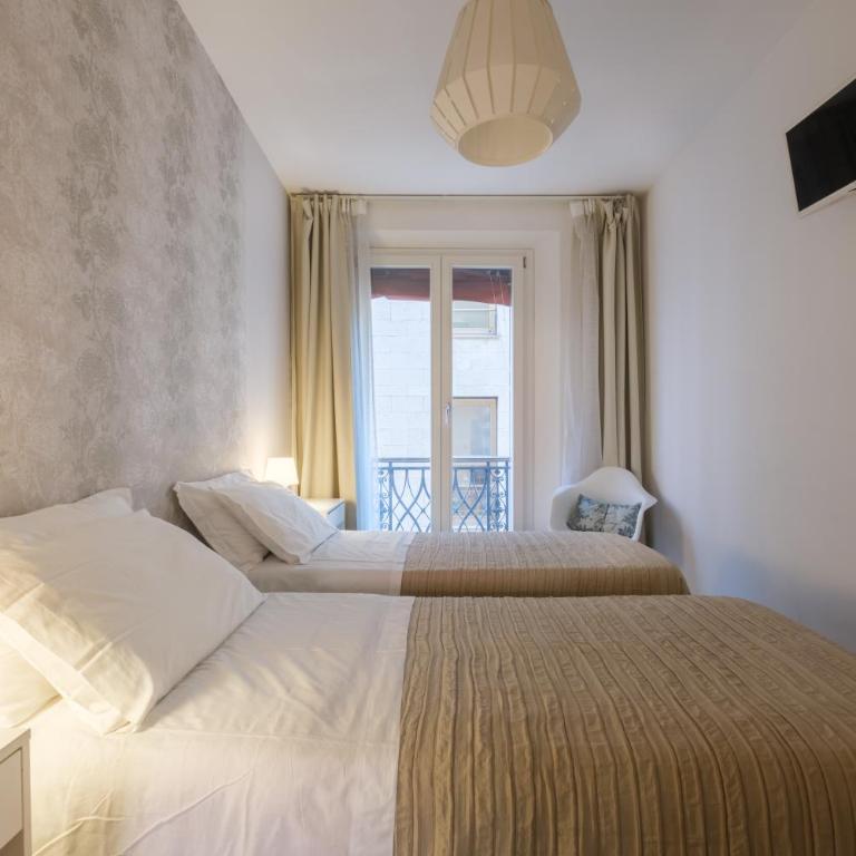 Bologna House Due Torri Apartment - Appartamento Deluxe - 16