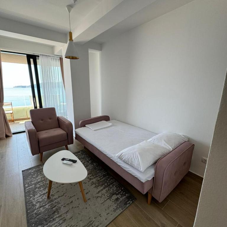 Rafailovici Beachfront Apartment - Apartman s 1 Spavaćom Sobom, Balkonom i Pogledom na More - 25