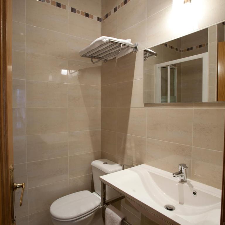Hostal Zabala - Chambre Double ou Lits Jumeaux avec Salle de Bains Privative - 11