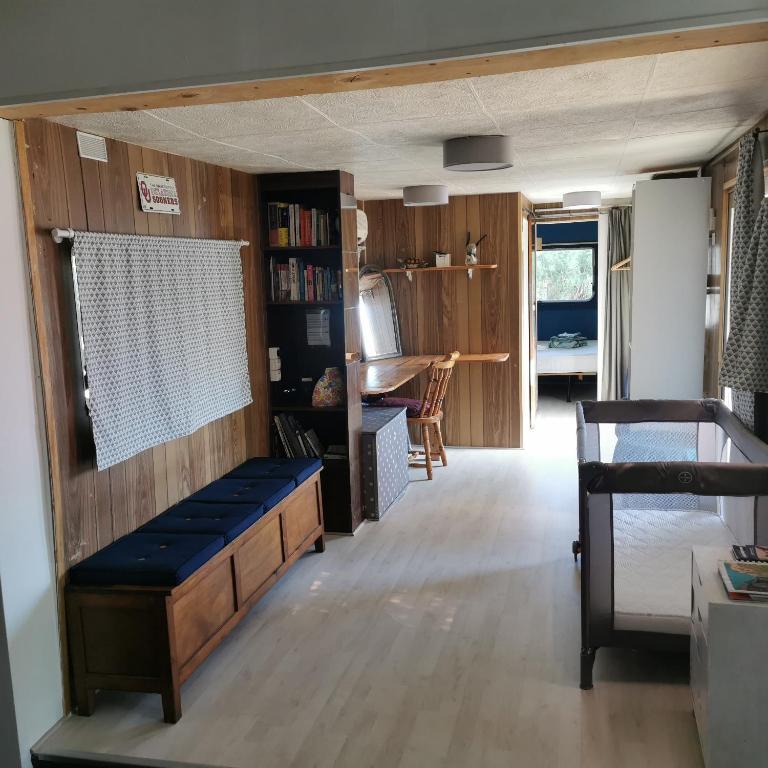 Mobil home hors camping 7km de la mer - Mobile Home - 3