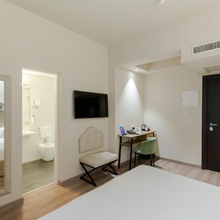 FH55 Grand Hotel Mediterraneo - Camera Tripla Classic - 2