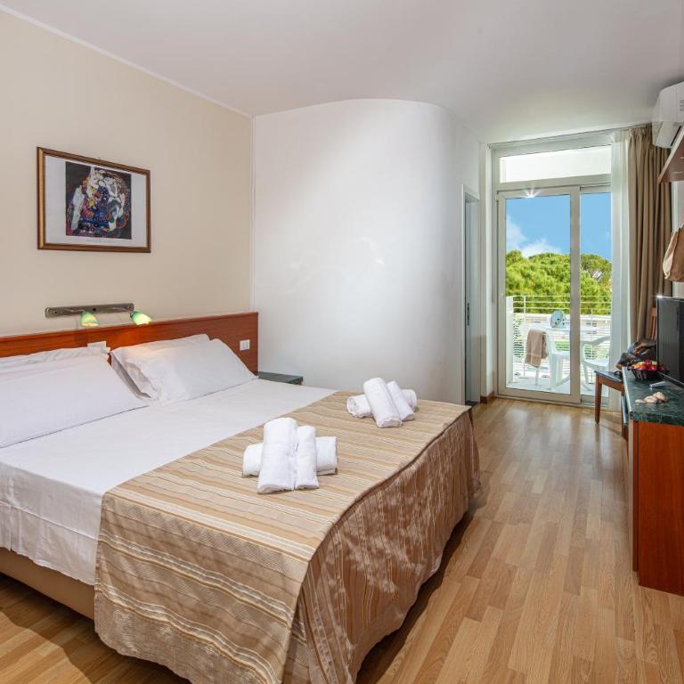 Hotel Bembo - Camera Matrimoniale con Balcone - 7