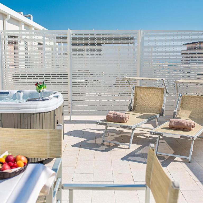 Hotel Bembo - Camera Matrimoniale Comfort - 9