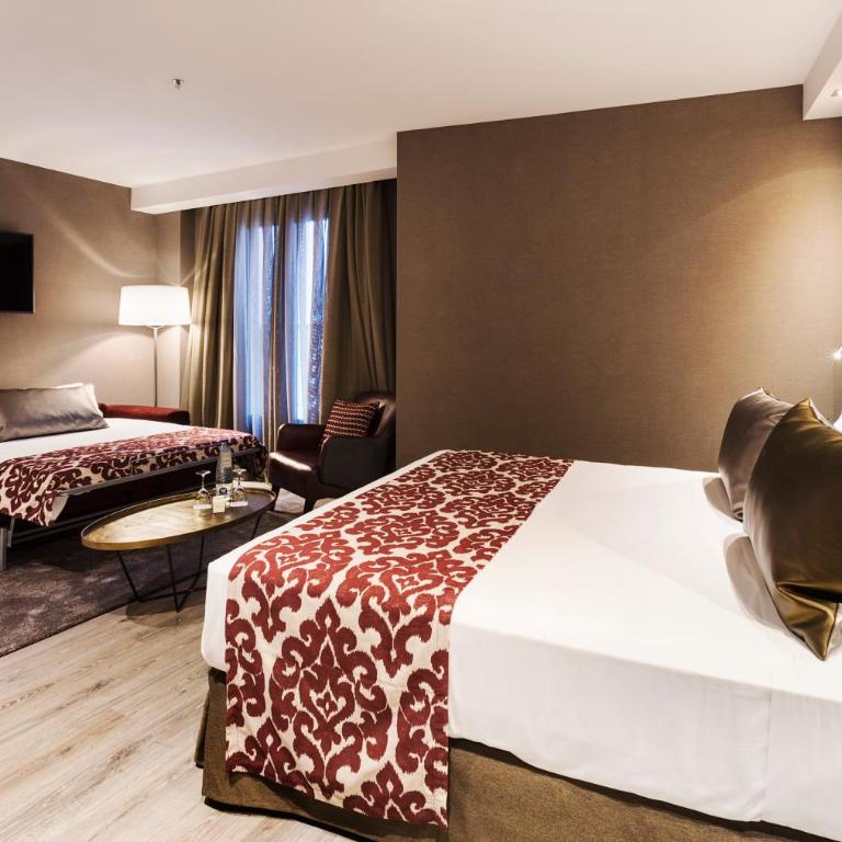 Catalonia Ronda - Habitación Triple Deluxe (3 adultos) - 1