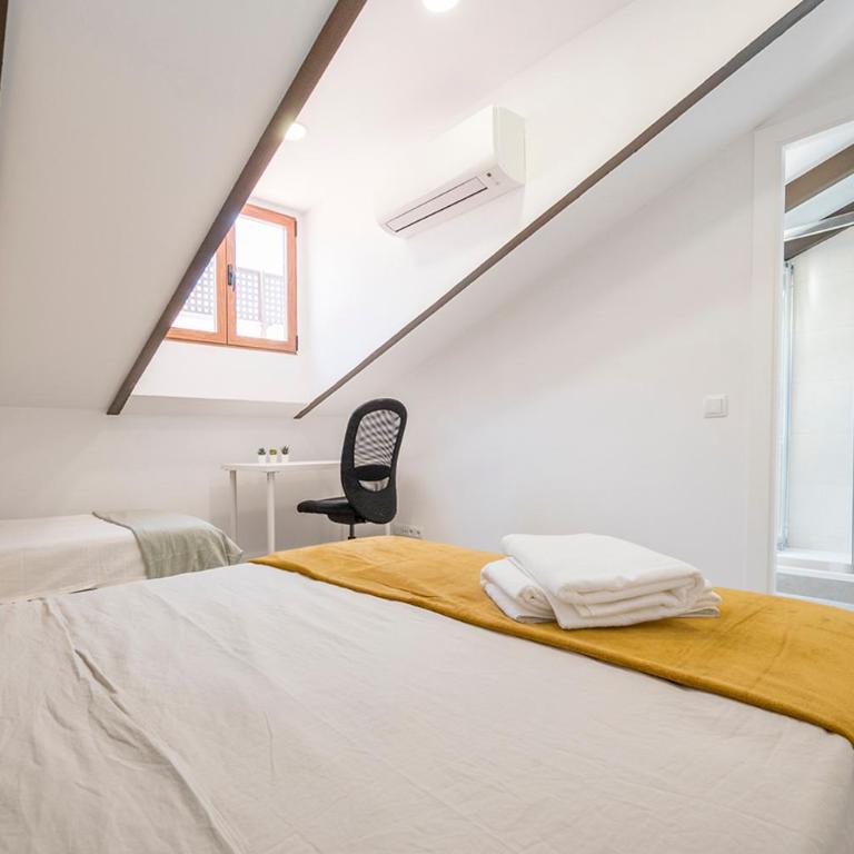 Exclusivo Ático con terraza en Plaza Mayor - Apartamento de 2 dormitorios - 15