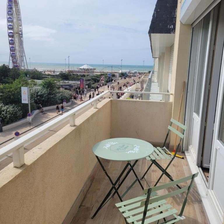 Appartement familial vue mer avec parking - Appartamento con 2 Camere da Letto, Balcone e Vista mare - 1