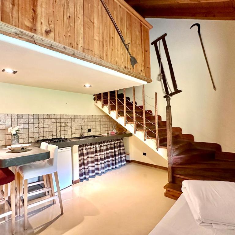 Maison Rosset agriturismo, camere, APPARTAMENTI e spa in Valle d'Aosta - Camera Quadrupla con Bagno Privato - 5