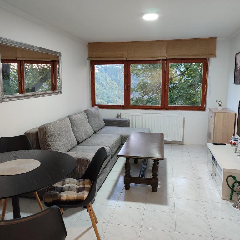 Esma - Kuća sa 2 Spavaće Sobe - 11