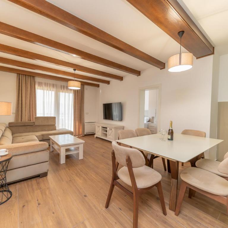 Red Hill - Apartman sa 2 Spavaće Sobe, Balkonom i Pogledom na More - 4