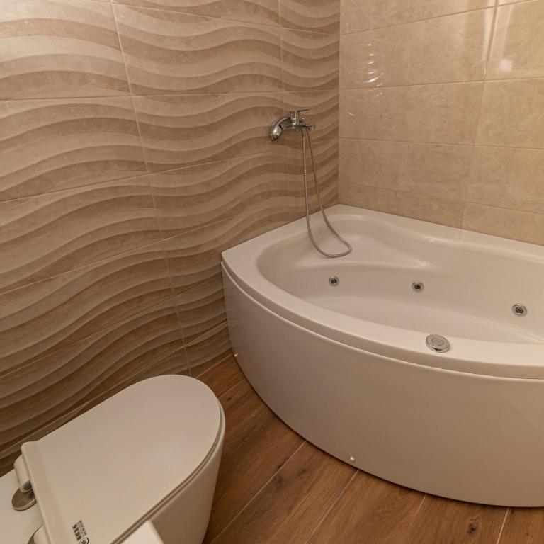 Red Hill - Apartman sa 2 Spavaće Sobe, Balkonom i Pogledom na More - 10