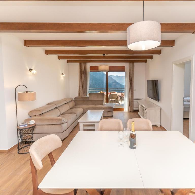 Red Hill - Apartman sa 2 Spavaće Sobe, Balkonom i Pogledom na More - 3