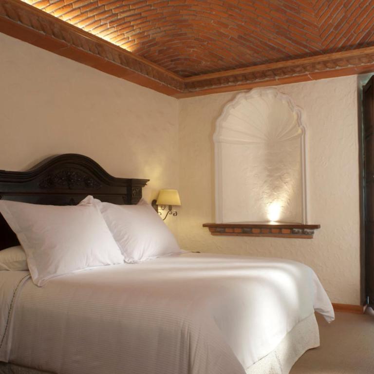 Fiesta Americana Hacienda San Antonio El Puente Resort & Spa - Habitación con cama extragrande. - 2