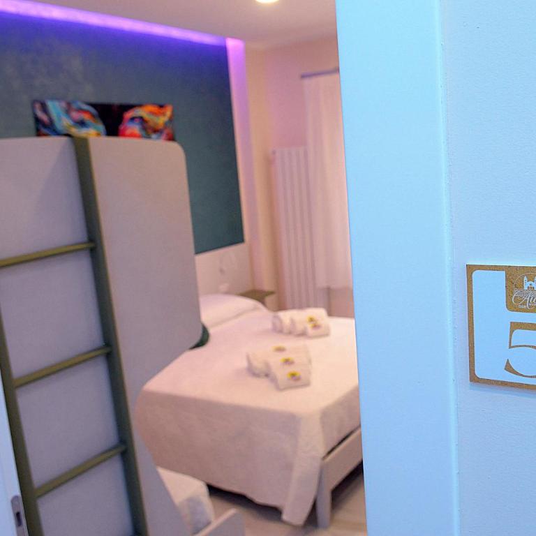B&B AIDA Rooms Cefalù - Camera Quadrupla Deluxe - 16