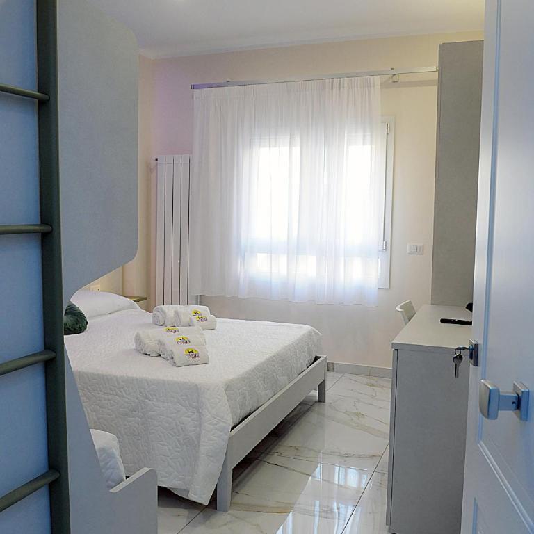B&B AIDA Rooms Cefalù - Camera Quadrupla Deluxe - 21