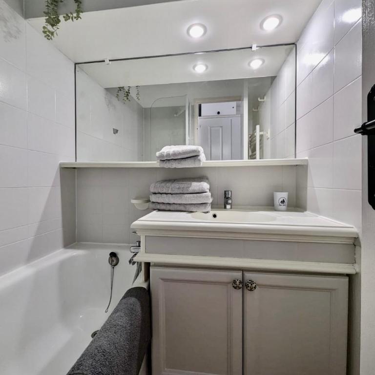 Les Restanques 2058 rez de jardin - One-Bedroom Apartment - 15