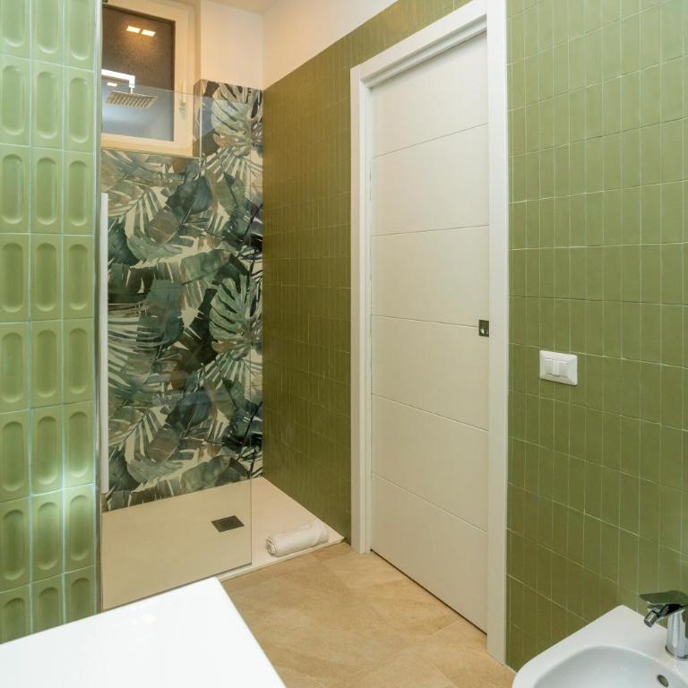 Casa Lory Sorrento - Three-Bedroom Deluxe Apartment - 13