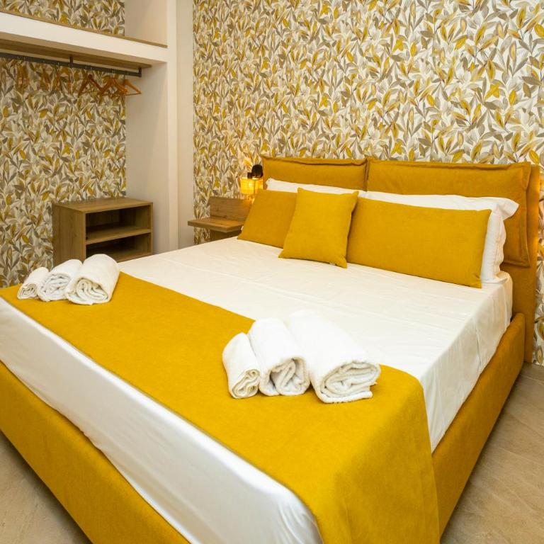 Casa Lory Sorrento - Three-Bedroom Deluxe Apartment - 15