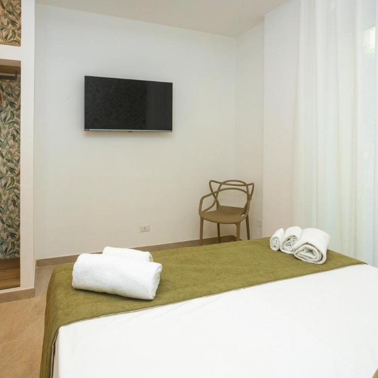 Casa Lory Sorrento - Three-Bedroom Deluxe Apartment - 29