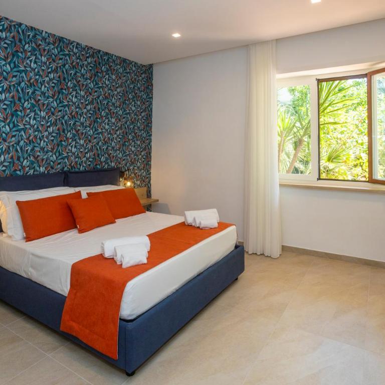 Casa Lory Sorrento - Three-Bedroom Deluxe Apartment - 35