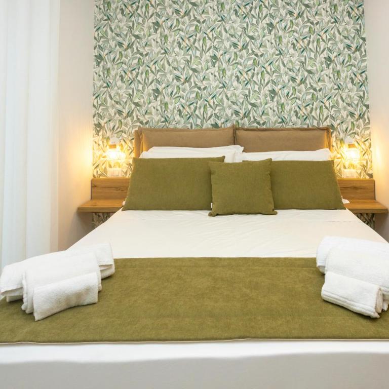 Casa Lory Sorrento - Three-Bedroom Deluxe Apartment - 42