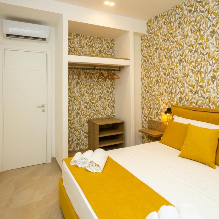 Casa Lory Sorrento - Three-Bedroom Deluxe Apartment - 60